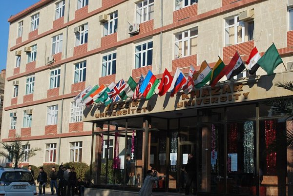 1739540904_1739540323_1739539915_xezer_universiteti047