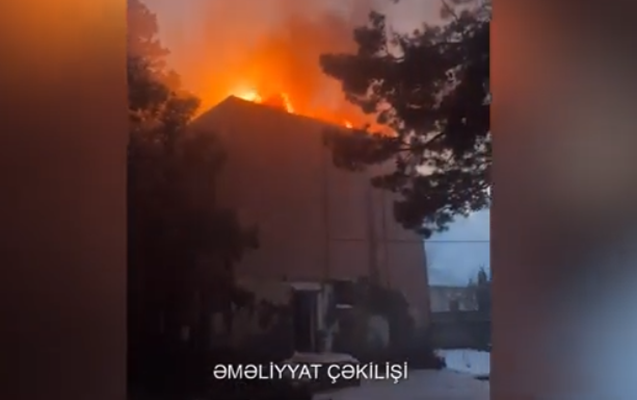 1740458889_1740457852_fire