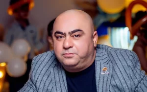 vusal300