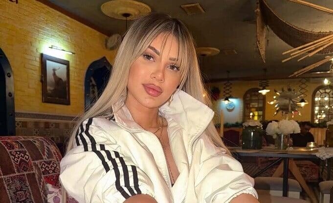 ba2bab49a5689c580bb6b5468db46f6e