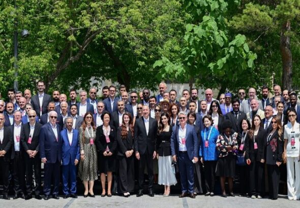 prezident_aile_fotosu