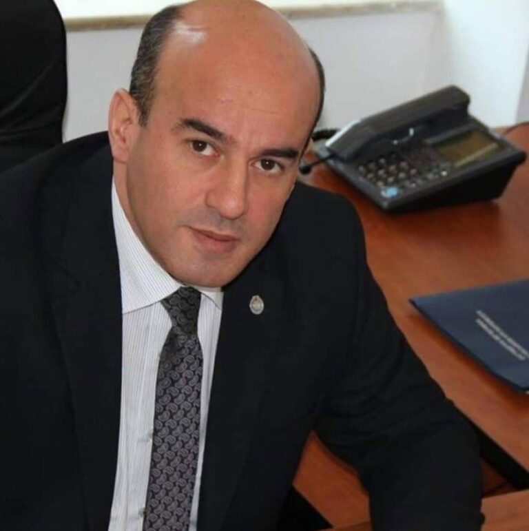 rauf