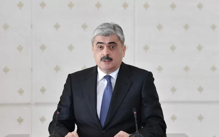 1786094374ilham_aliyev_chaired_meeting_of_cabinet_of_ministers_dedicated_to_results_of_socioeconomic_development_of_2018_and_objectives_for_future_08_1786098198